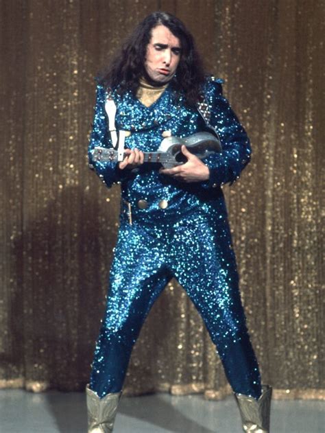 how did tiny tim died|Remembering “Tiptoe Through the Tulips” Singer Tiny Tim’s。